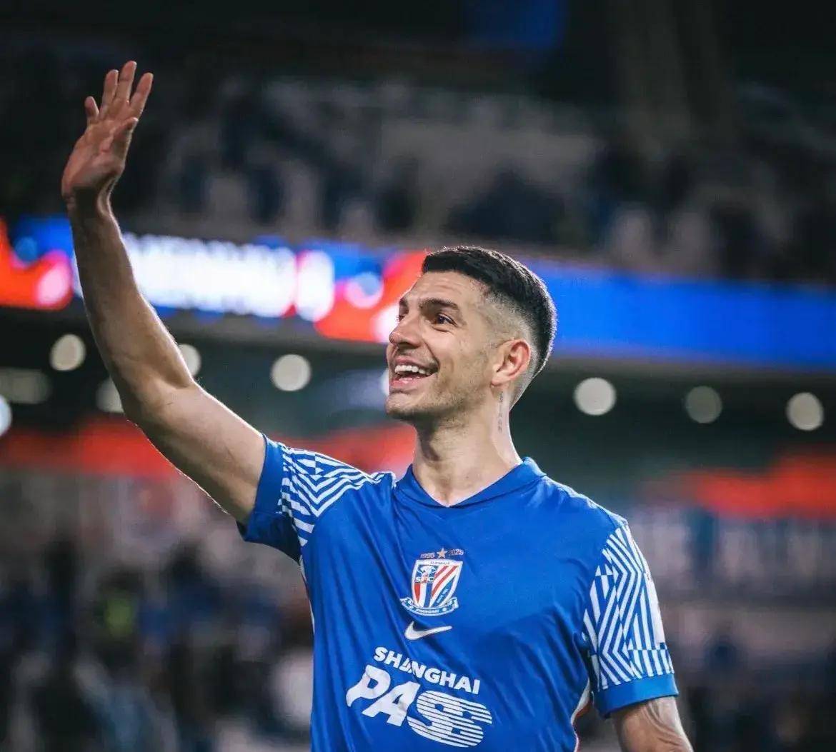 开云-上海申花训练开放日；加时末段篮板制胜引欢呼；全明星赛在即；数据趋势出现新变化的简单介绍